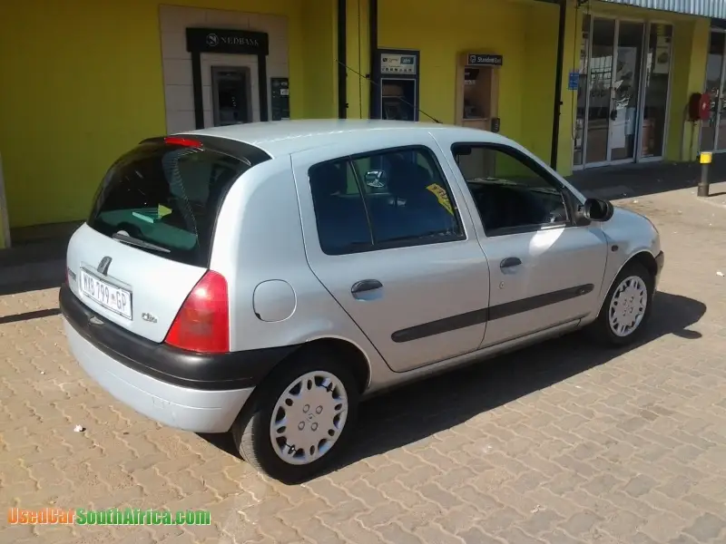 2001 Used Renault Clio hatchback For Sale #0