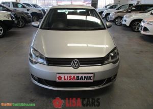 Volkswagen Polo Vivo 1.6 COMFORTLINE