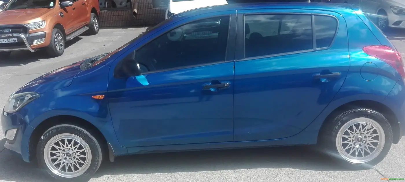 2015 Used Hyundai i20 1.2 For Sale  #5
