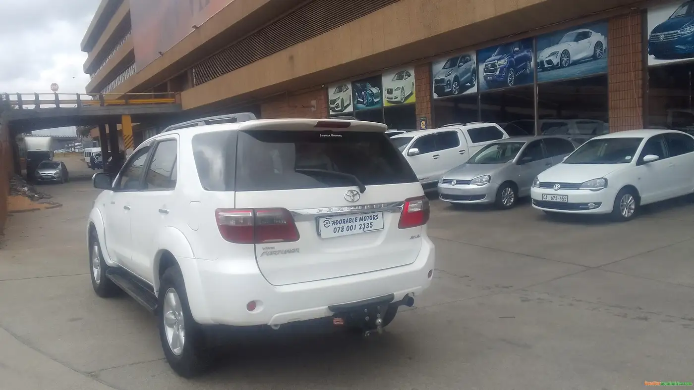 2011 Used Toyota Fortuner 3.0 D4D For Sale  #5