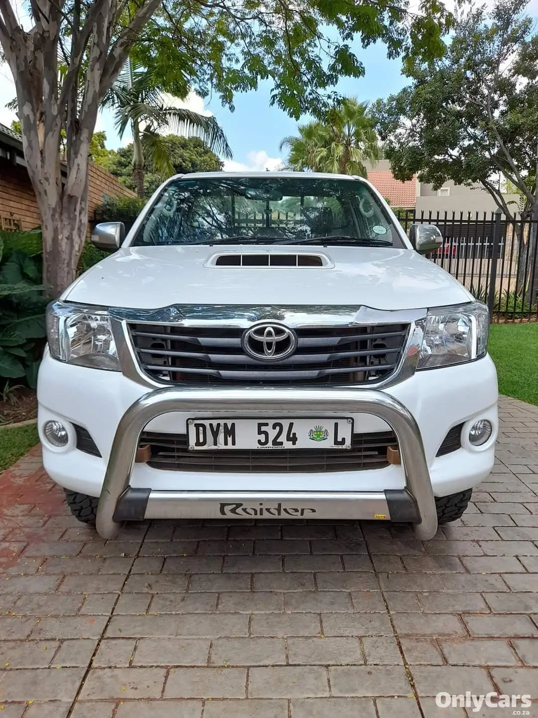 2015 Used Toyota Hilux 3.0 D4D Raider 4x4 For Sale #0