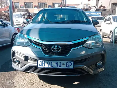 Toyota Etios Sprint