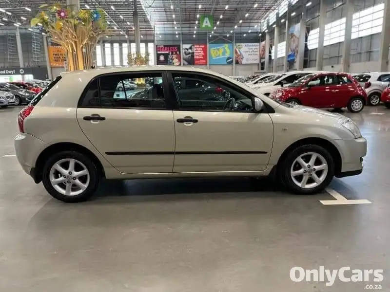 2005 Used Toyota RunX 1.6 RS For Sale  #7