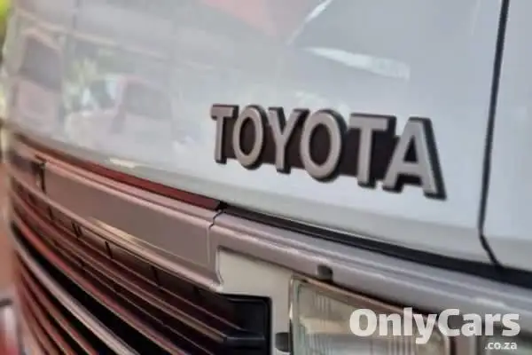 2010 Used Toyota Siyaya 2.2 For Sale  #5
