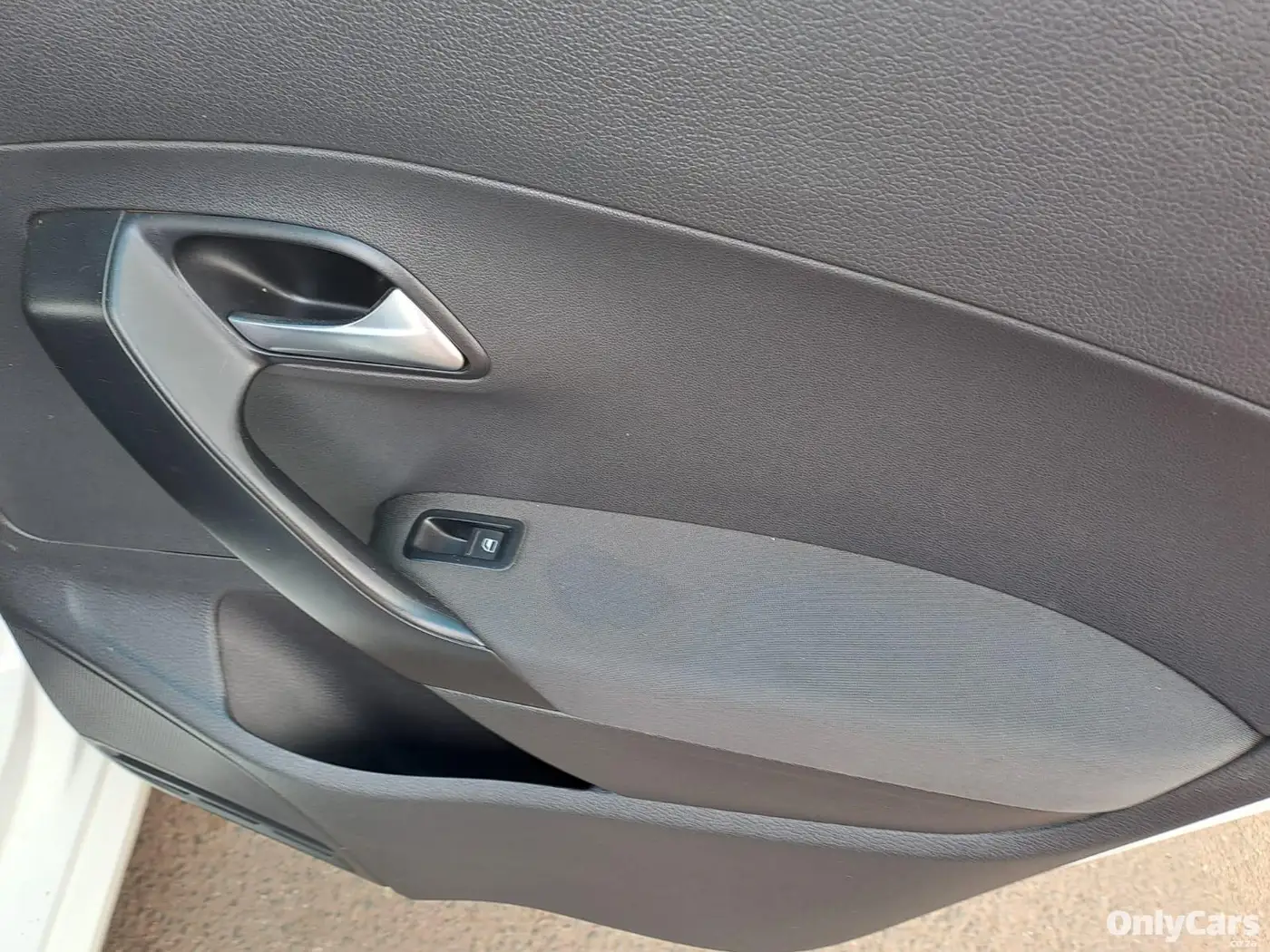2015 Used Volkswagen Polo 1.6 tdi sedan For Sale  #7