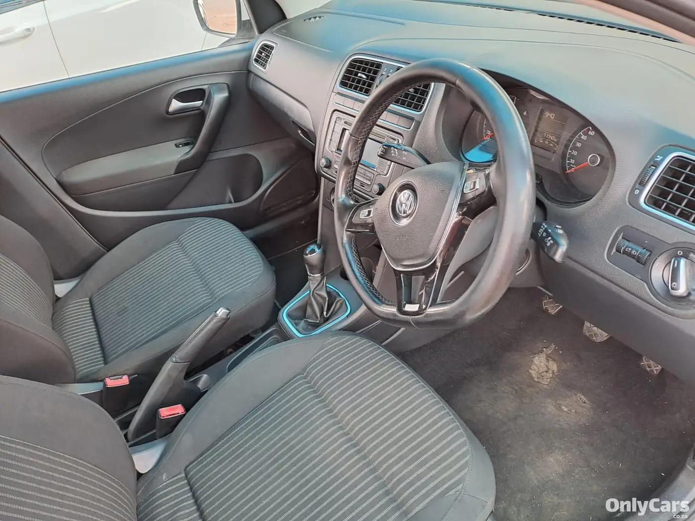 2015 Used Volkswagen Polo 1.6 tdi sedan For Sale  #9