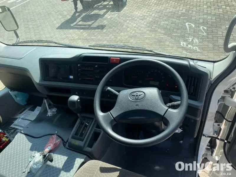 2023 Used Toyota Coaster 74E 22 Seater For Sale  #12