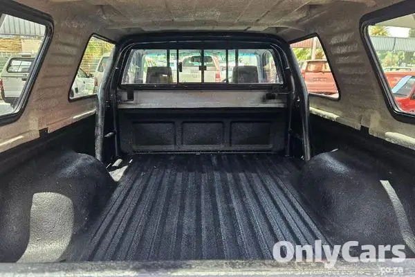 2000 Used Toyota Hilux 3.0 KZ-TE Raider Raised For Sale  #11