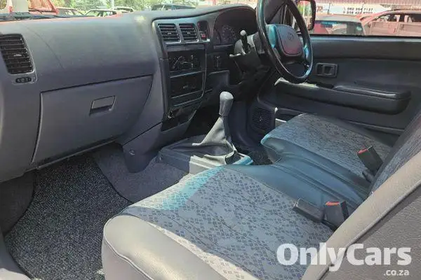 2000 Used Toyota Hilux 3.0 KZ-TE Raider Raised For Sale  #15