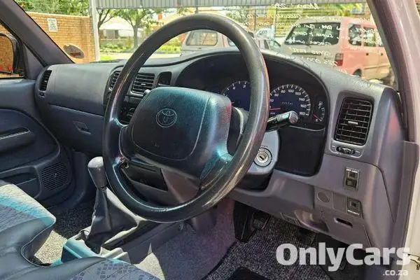 2000 Used Toyota Hilux 3.0 KZ-TE Raider Raised For Sale  #21