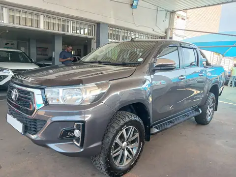 Toyota Hilux Double Cab GD-6 RB Raider