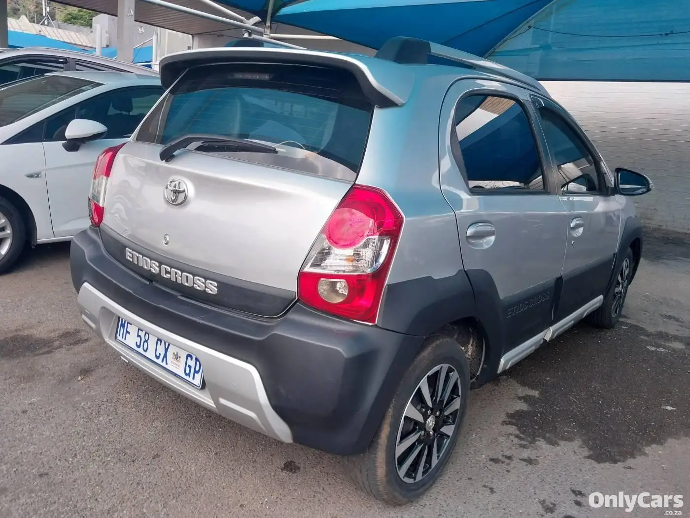 2015 Used Toyota Etios 1.5 cross For Sale  #9