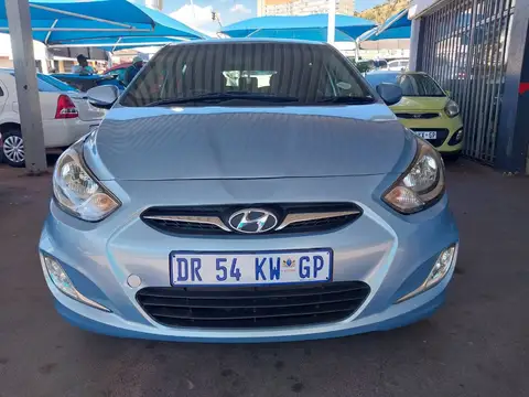 Hyundai Accent 1.6 Hatchback 