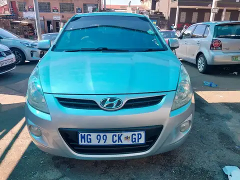 Hyundai i20