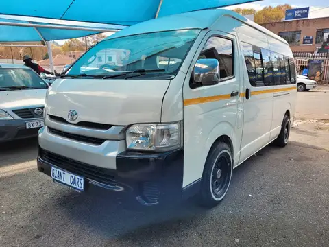 Toyota Quantum 2.4 d4d 