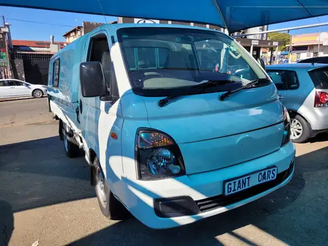 Hyundai H100