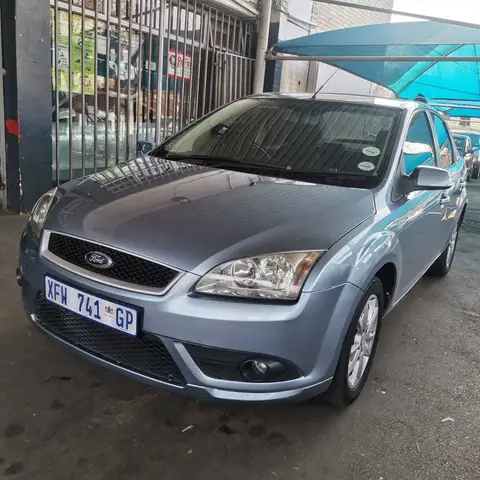 Ford Focus Sedan 