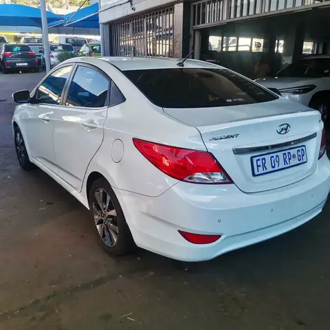 Hyundai Accent