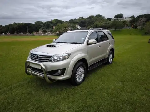Toyota Fortuner 2.5D-4D