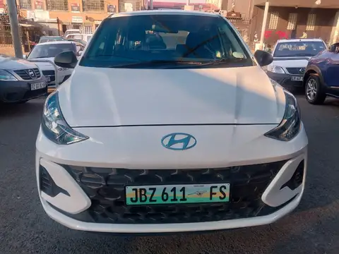Hyundai i10 1.0 grand 