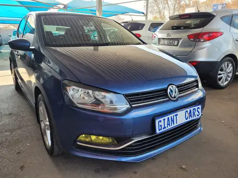 Volkswagen Polo  1.2 TSi Comfortline Manual