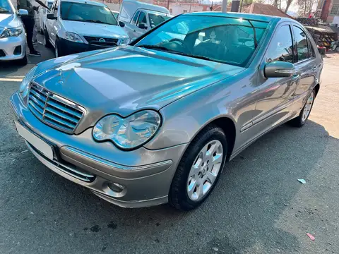 Mercedes Benz C-Class C200