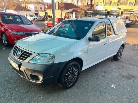 Nissan NP200