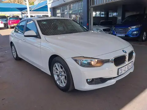 BMW 3 Series 320i