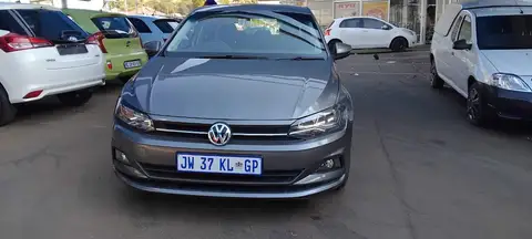 Volkswagen Polo 1.0 tsi 