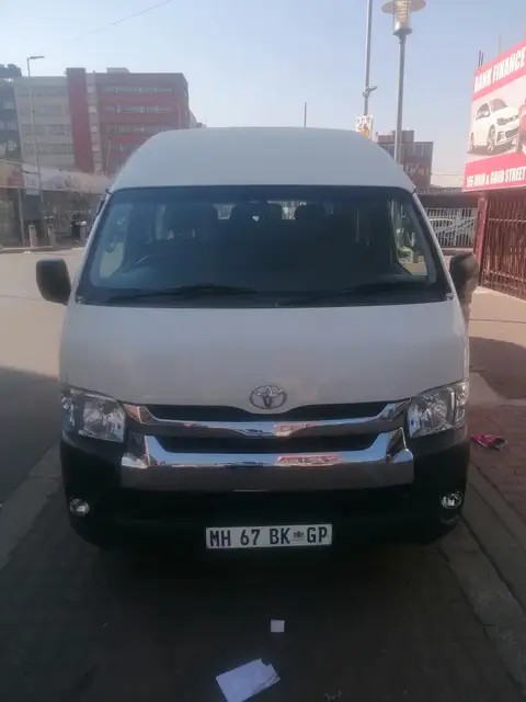 Toyota Quantum 14 seaters  GL Manual