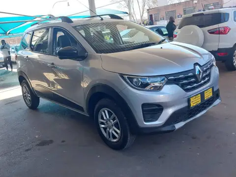 Renault Triber 1.0
