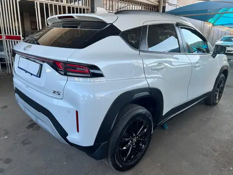 Toyota Starlet 1.8 cross 