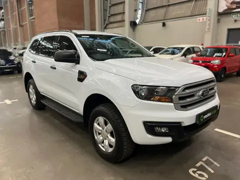 Ford Everest 2.2 TDCI XLS A/T