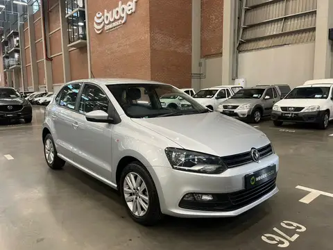 Volkswagen Polo Vivo 1.6 COMFORTLINE TIP (5DR)