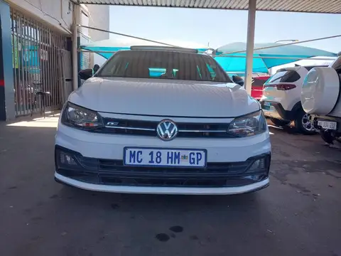 Volkswagen Polo 1.0 R-line 