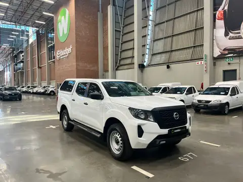 Nissan Navara 2.5DDTI SE D/C P/U