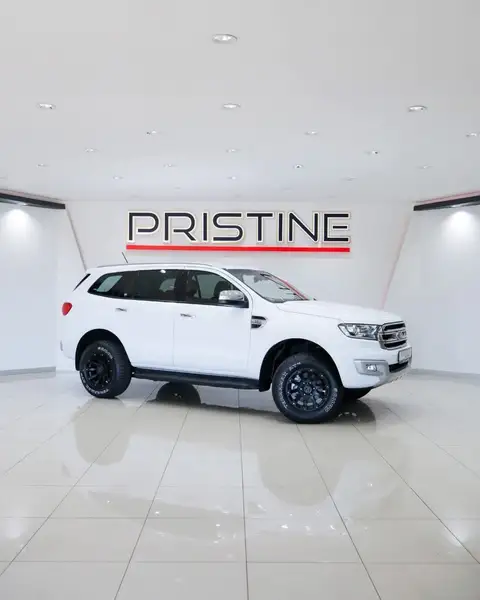 Ford Everest  3.2TDCi XLT