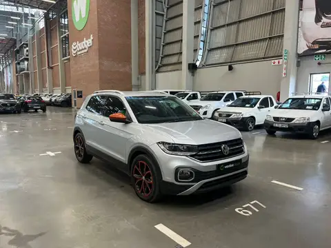 Volkswagen T‑Cross 1.0 TSI HIGHLINE DSG
