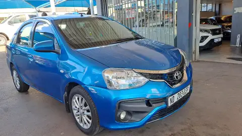 Toyota Etios 1.5 sedan 