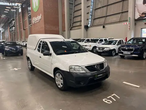 Nissan NP200 1.5 DCI A/C SAFETY PACK P/U S/