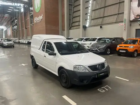 Nissan NP200 1.5 DCI A/C SAFETY PACK P/U S/