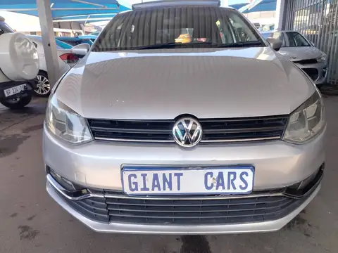 Volkswagen Polo 1.2 Tsi