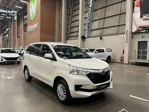 Toyota Avanza 1.5 SX A/T
