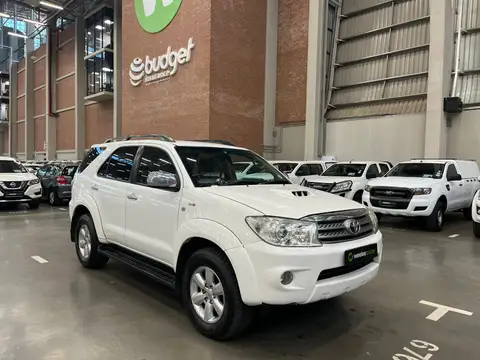 Toyota Fortuner 3.0D-4D R/B 4X4