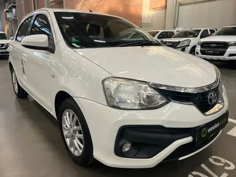 Toyota Etios  1.5 XS/SPRINT 5DR