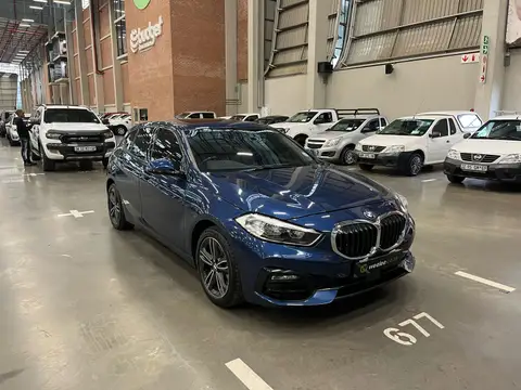 BMW 1 Series 118i SPORTLINE A/T (F40)