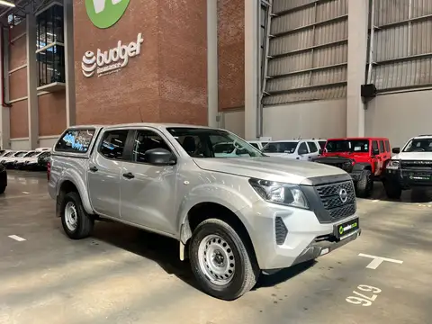 Nissan Navara 2.5DDTI SE 4X4 D/C P/U