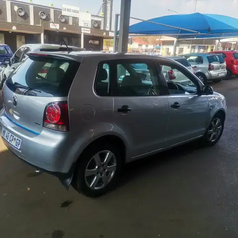 Volkswagen Polo Vivo 1.4 blue line