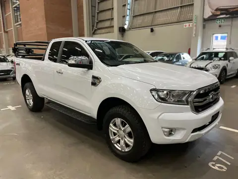 Ford Ranger 3.2TDCI XLT 4X4 A/T P/U SUP/CA