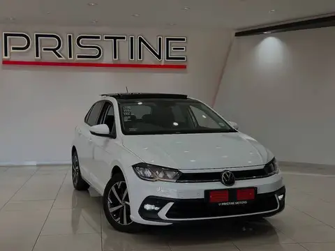 Volkswagen Polo Hatch 1.0TSI 70kW Life 🚨